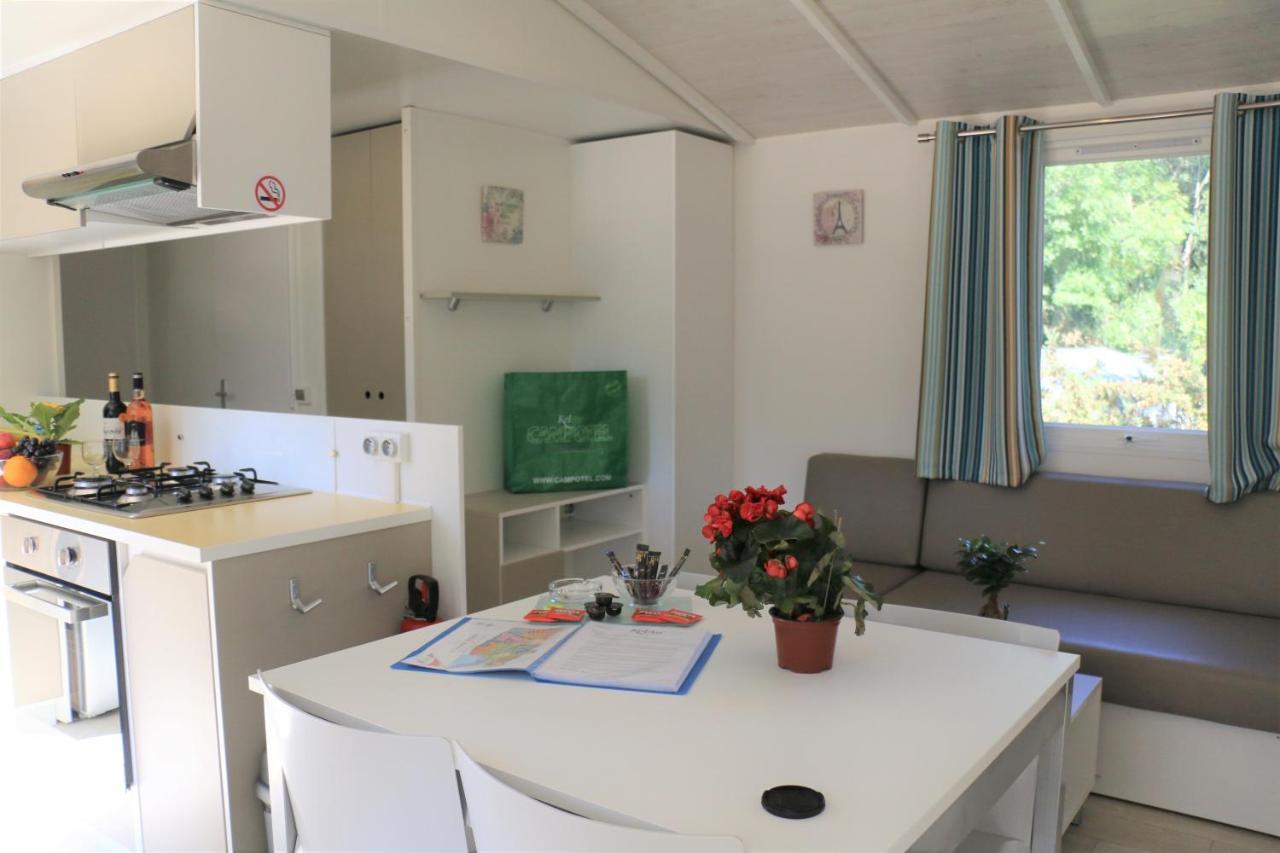 Mobile Homes By Kelair At Playa Montroig Camping Resort Tarragona Eksteriør billede